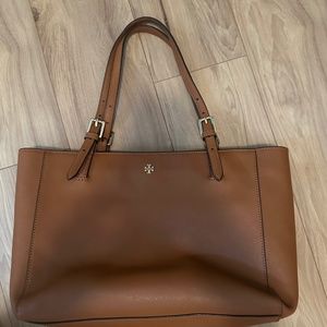 Tory Burch purse